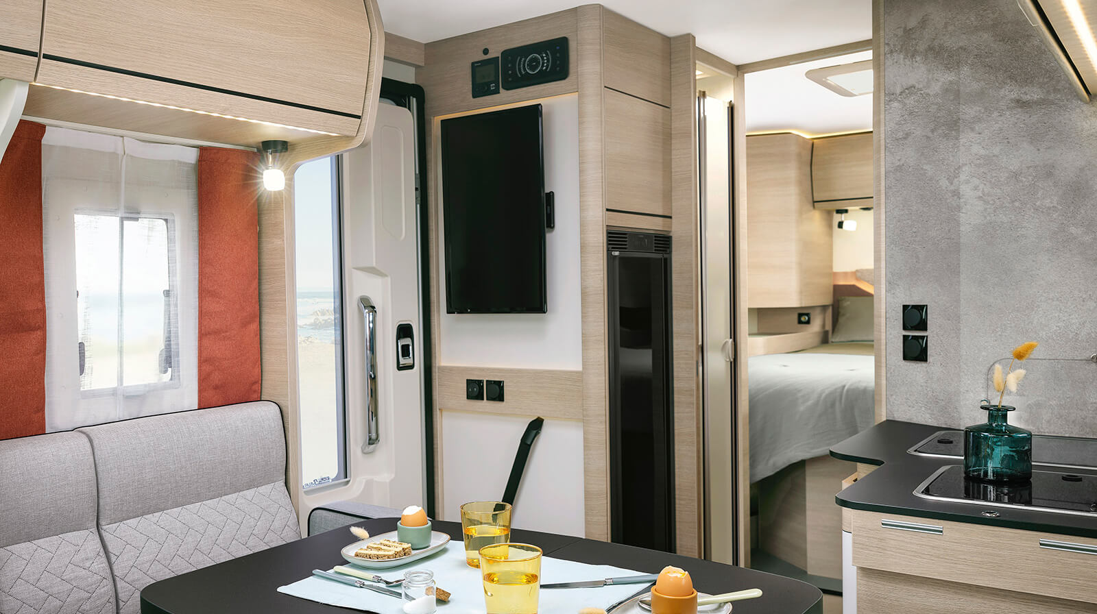 Interior photos RAPIDO Motorhome C86 NIGHT EDITION
