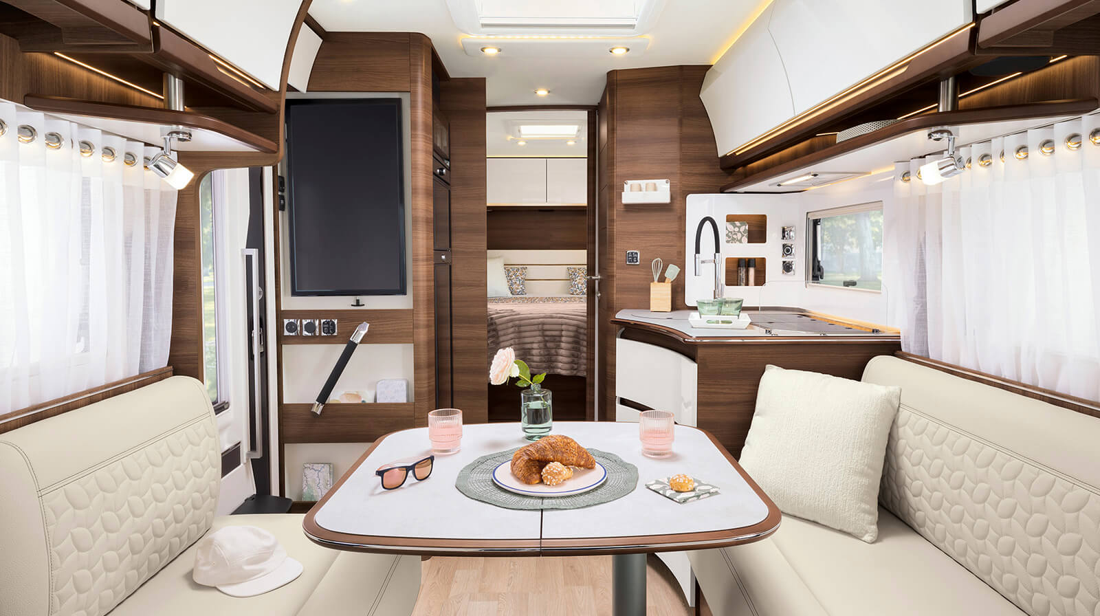 Interior photos RAPIDO Motorhome i96M