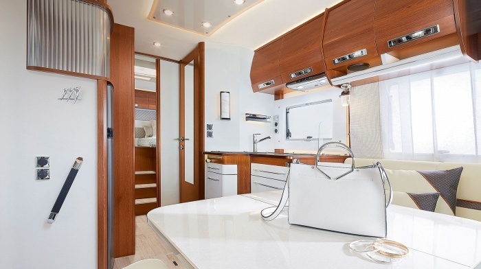 i1090 : DISTINCTION furniture