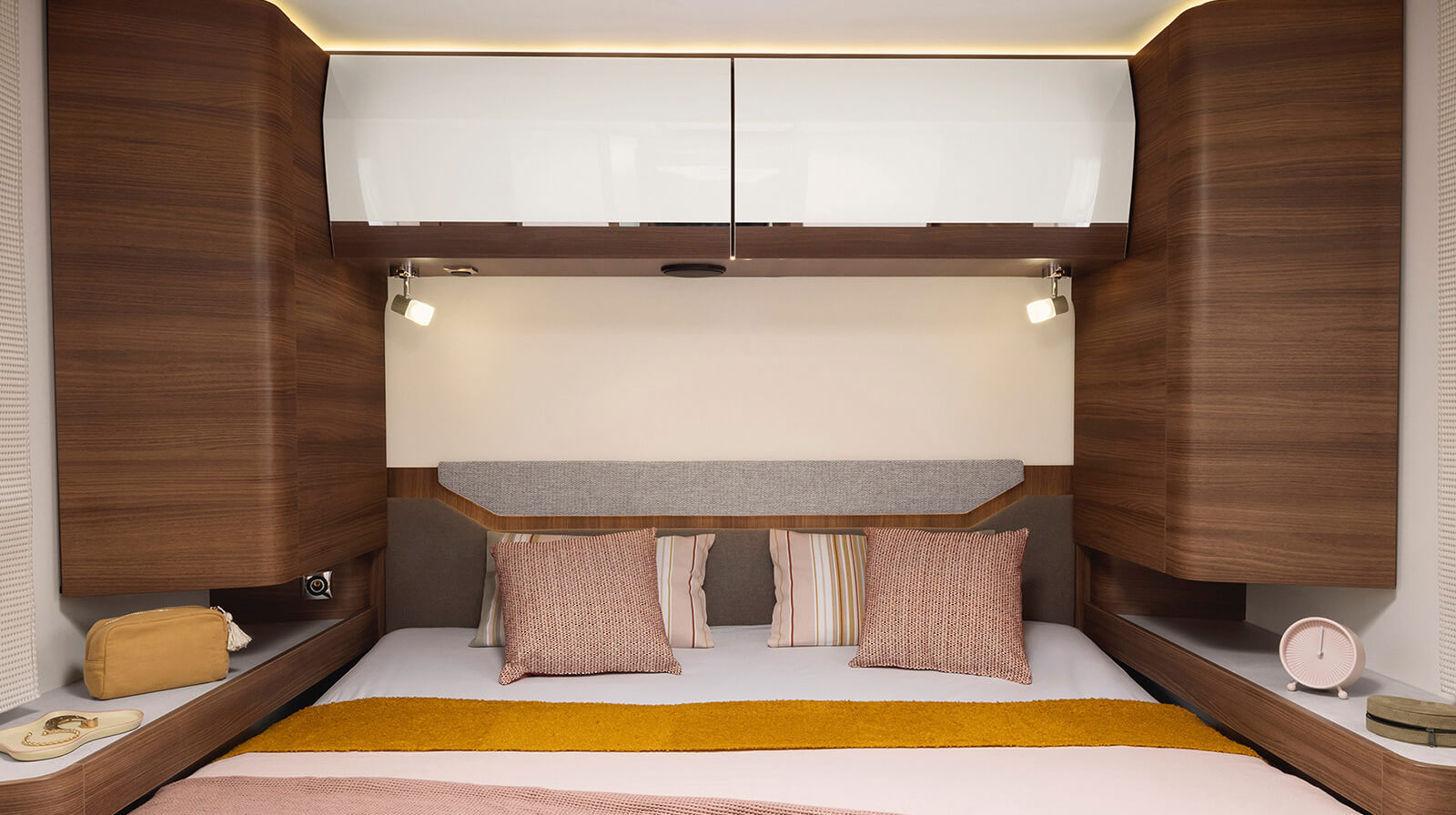 Interior photos RAPIDO Motorhome 696F